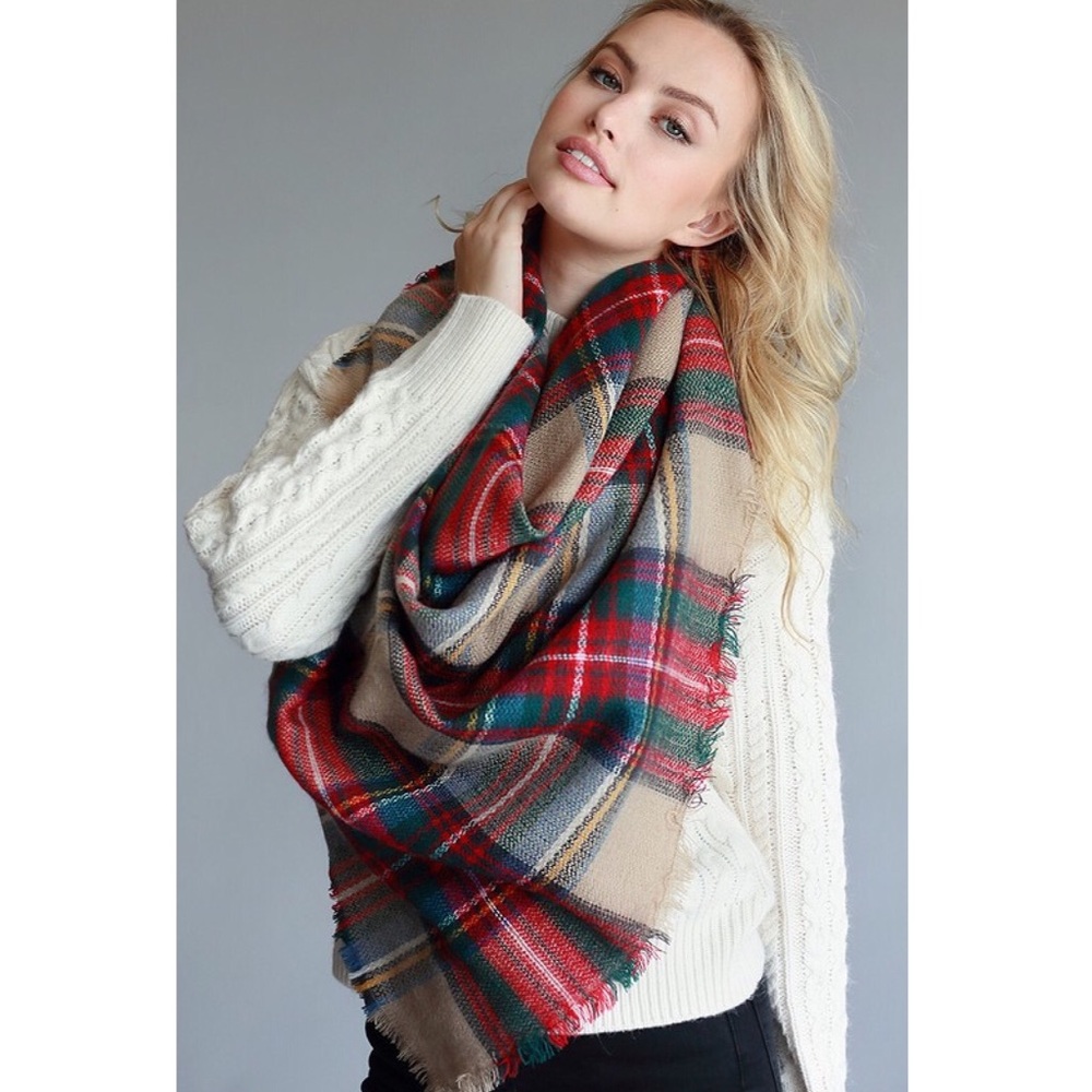 Best seller! Beige plaid oversized blanket scarf - Picture 3 of 4